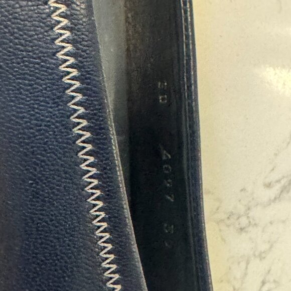 Prada Women's Black flats - Picture 5 of 6